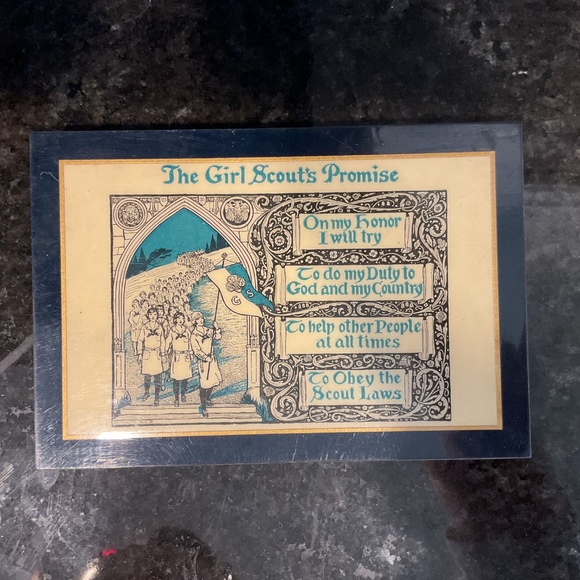 Vintage Girl Scout's Promise Plaque - Picture 2 of 6